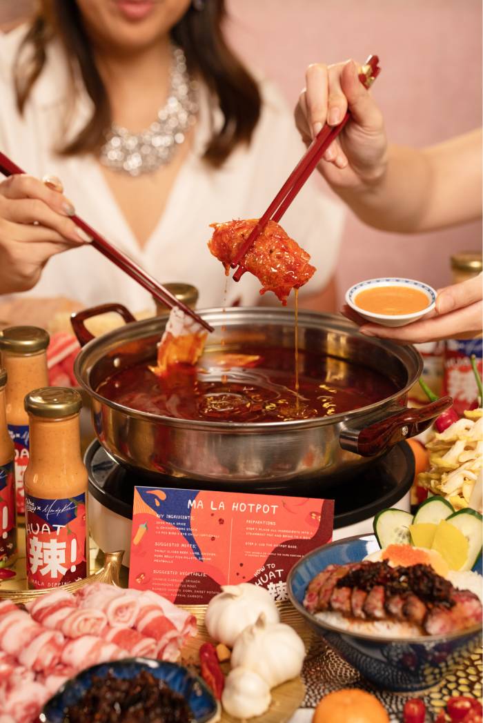 waa cow mala sauce and dipping sauce