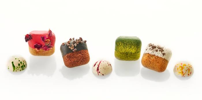 financiers and bon bons