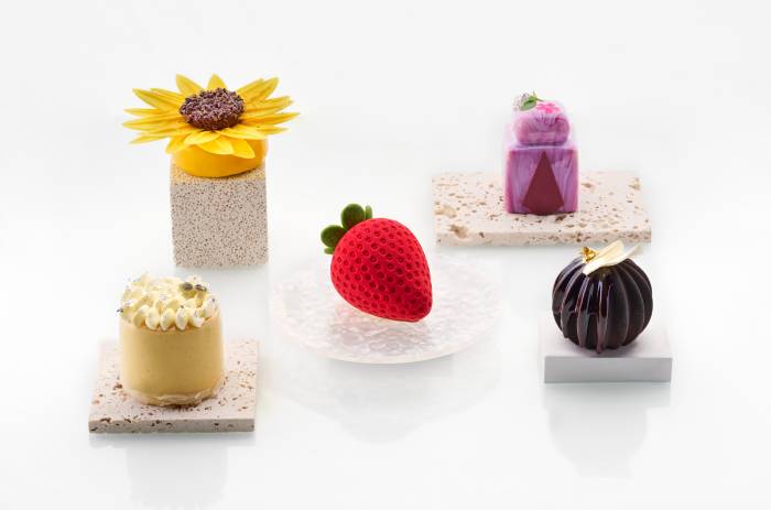 gingerlily small cakes