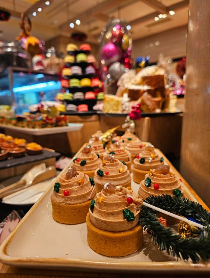 festive mont blanc tarts