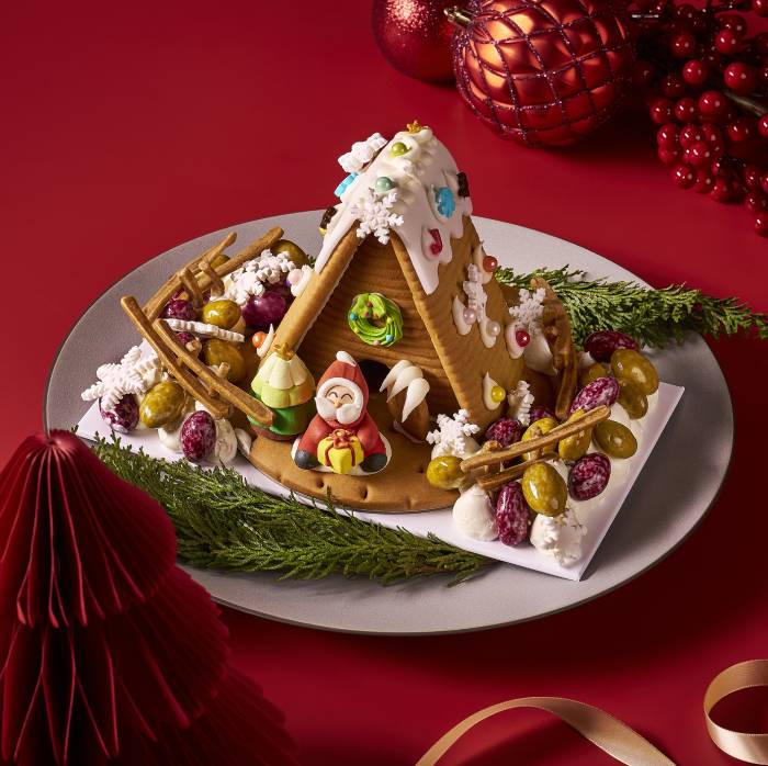 gingerbread house fairmont