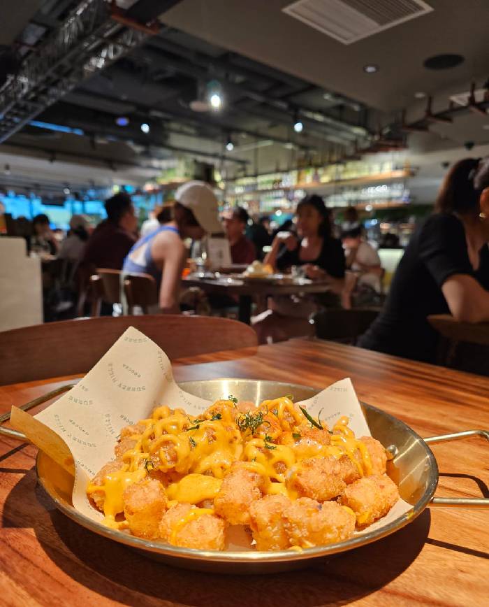 surrey hills woodleigh tom yum tater tots