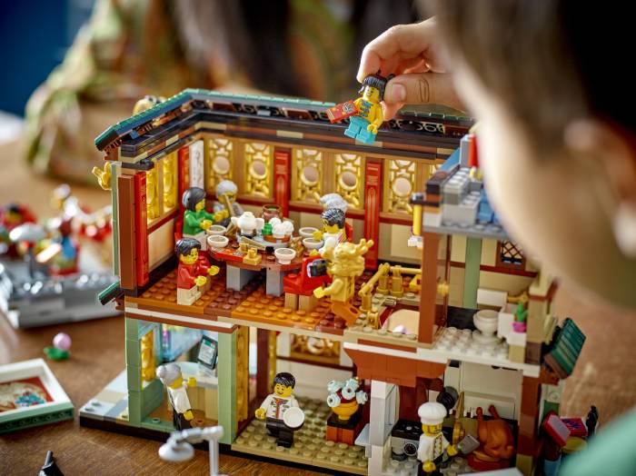 lego family reunion 2