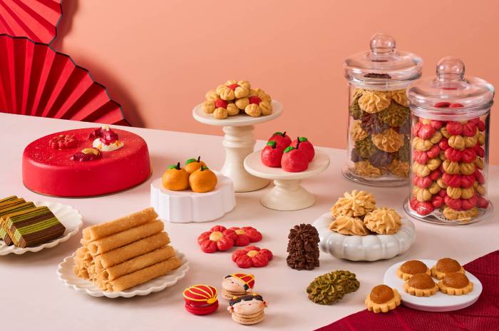 the ritz carlton cny goodies