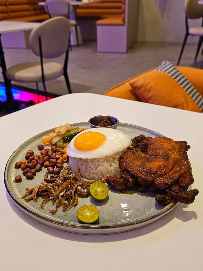 home dusk food review Gochujang Ayam Nasi Lemak