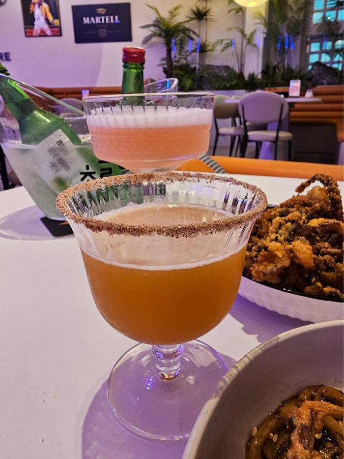 home dusk food review cocktails