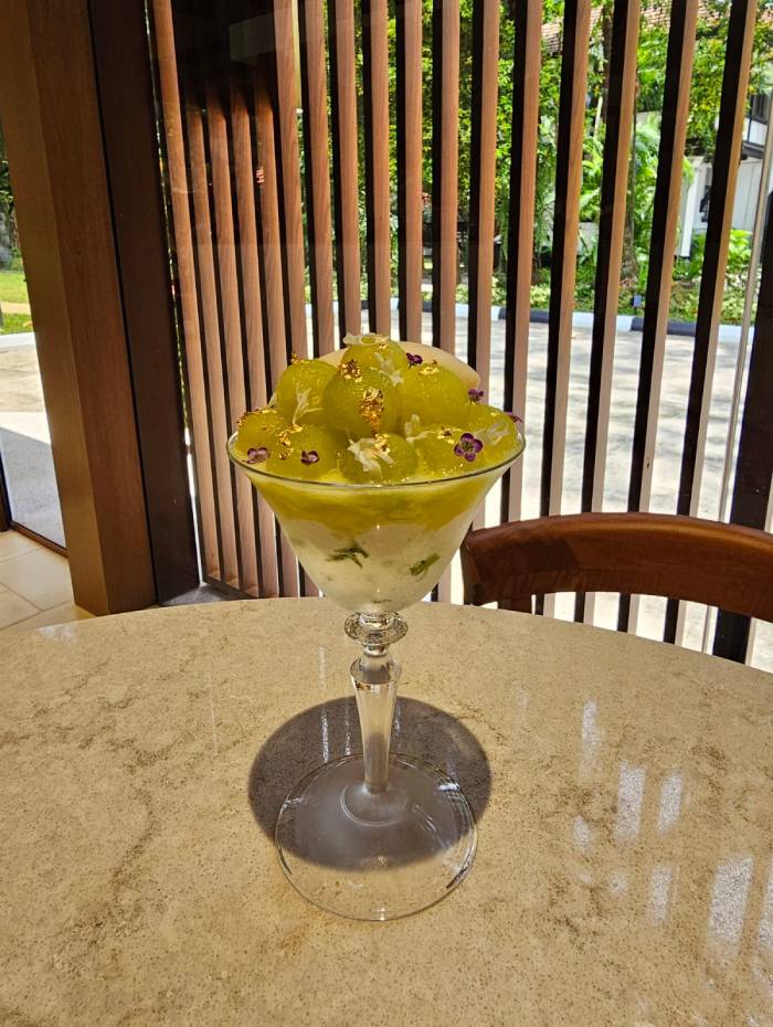ami patisserie review Musk Melon Parfait