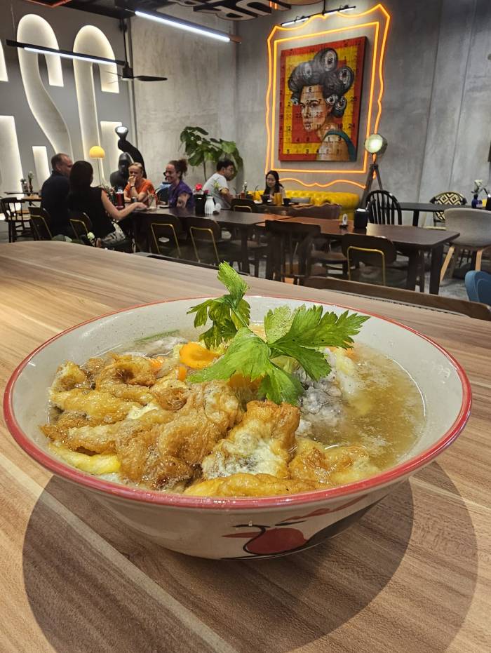 fourgather review Gaeng Jued