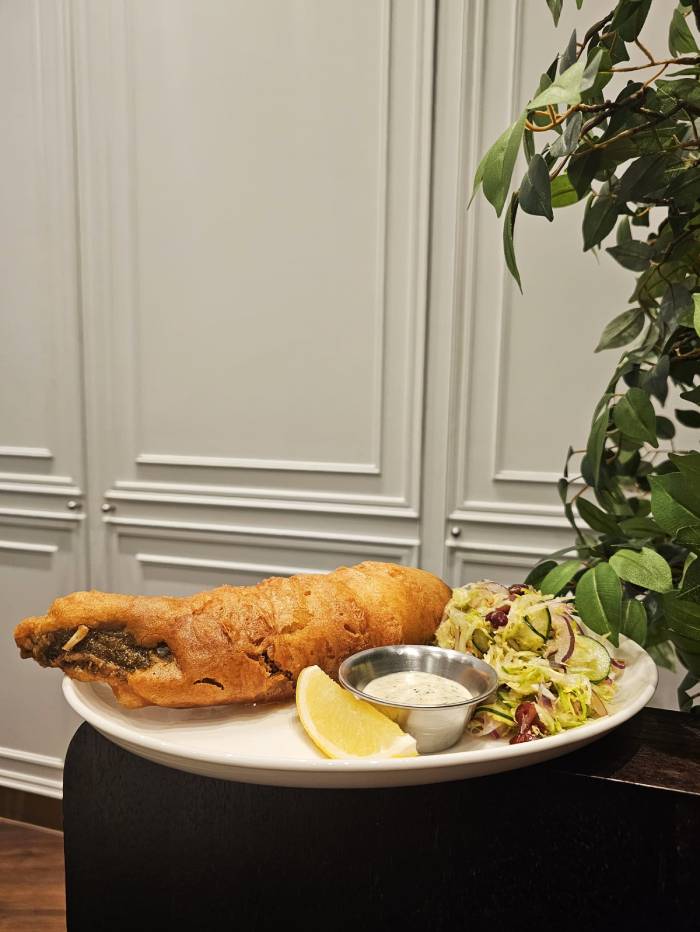 market bistro review fish & chips