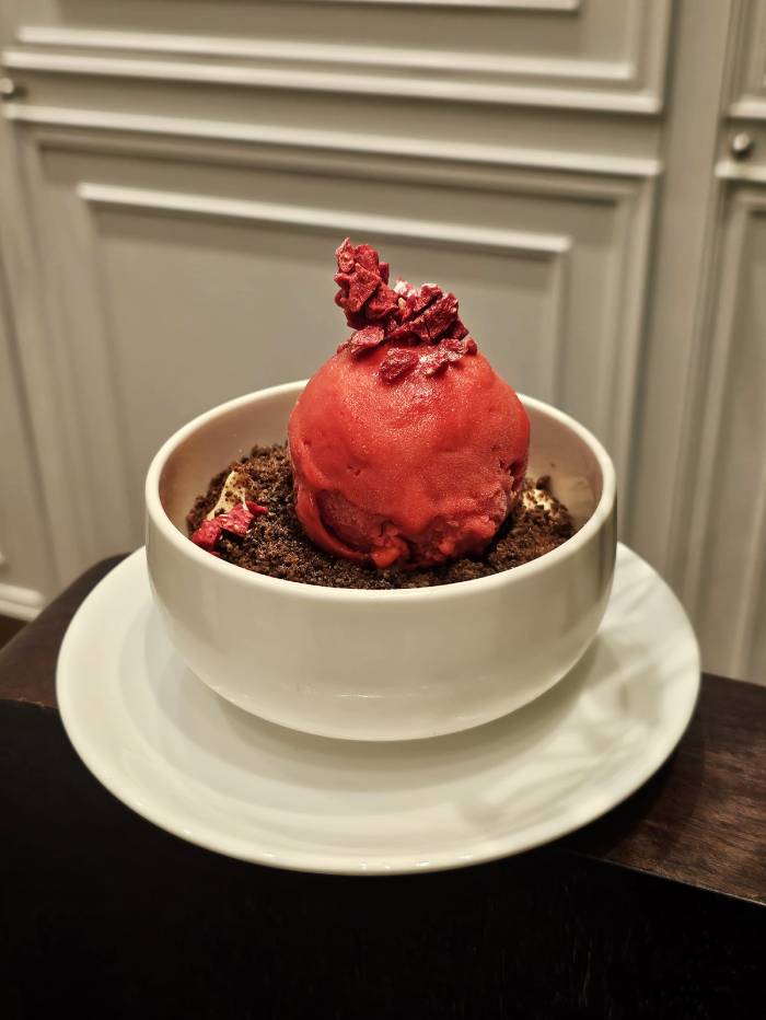 market bistro review raspberry parfait