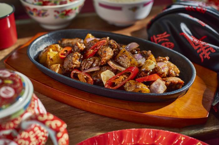 hey kee pan fried beef tenderloin cubes
