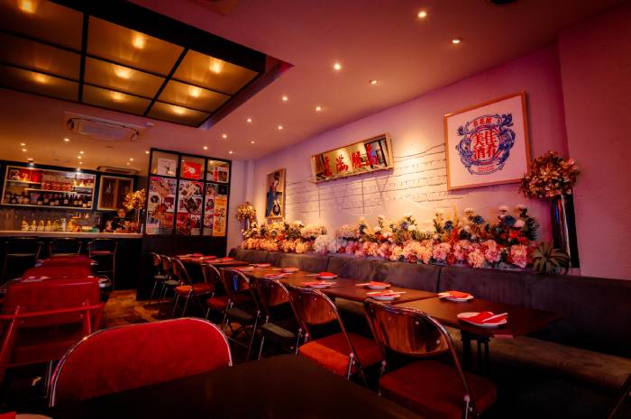 choon hoy parlor review interior 1