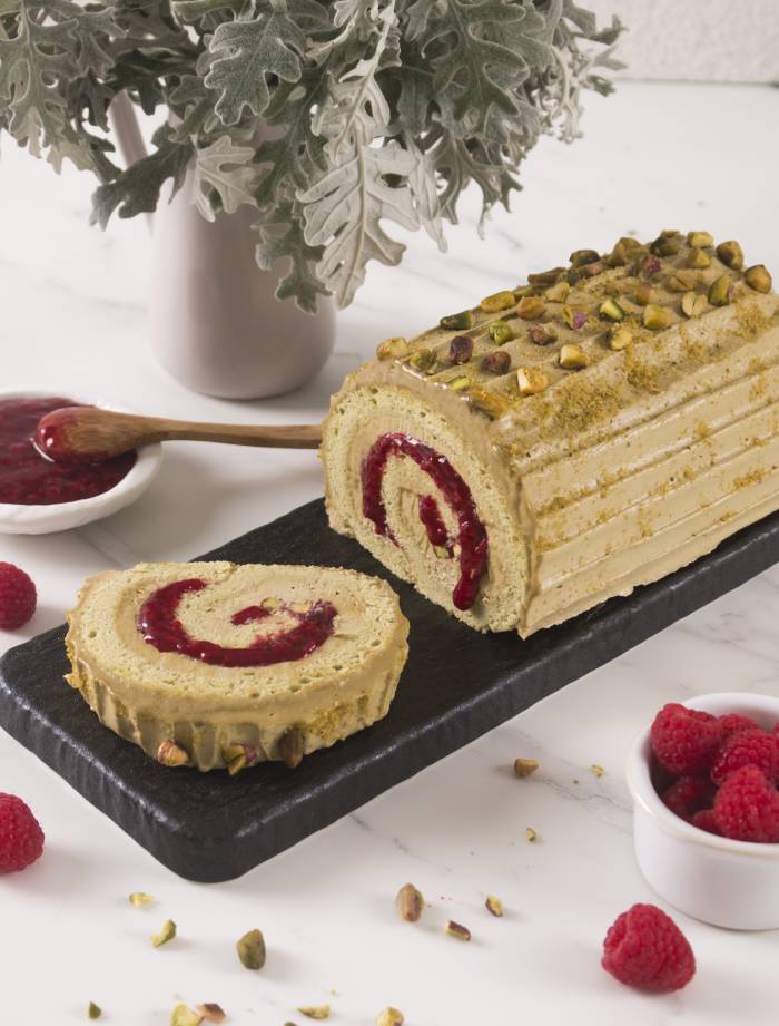 da paolo christmas Sicilian Pistachio Raspberry Log Cake