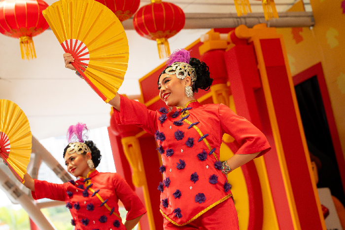 legoland cny performance