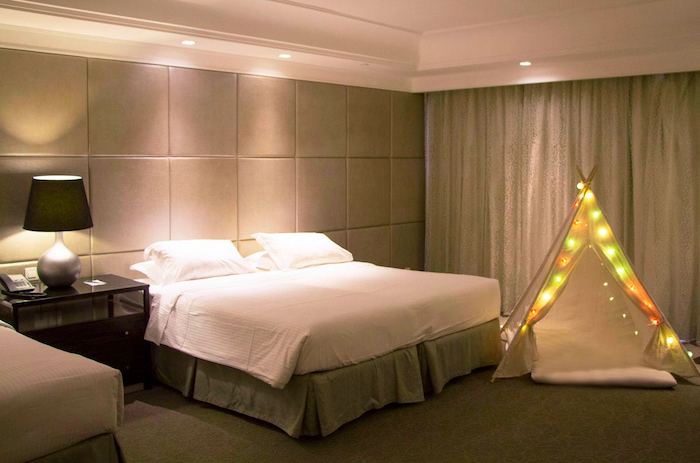 'FAM-TASTIC Time' Stay Package at York Hotel Singapore