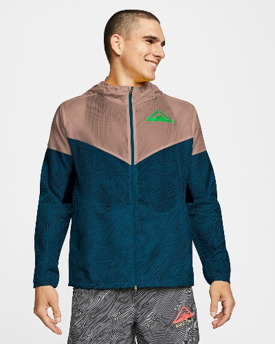 Men's Hooded Trail Running Jacket Nike Windrunner
