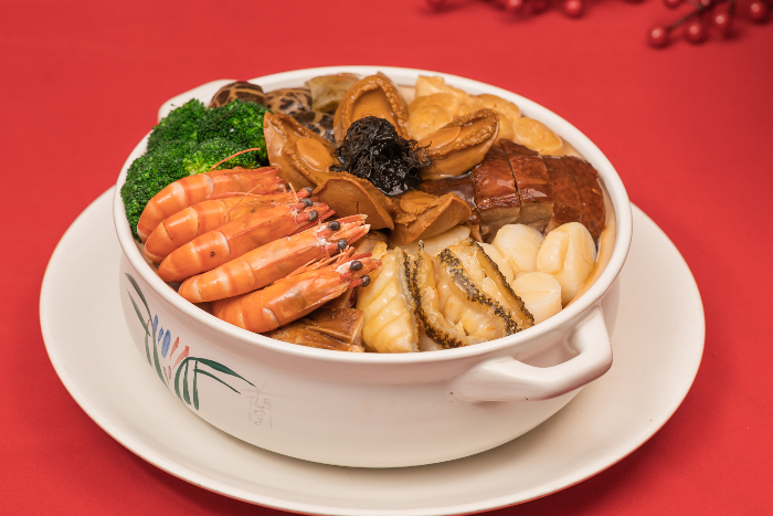 chinese new year reunion dinner restaurant yan pencai