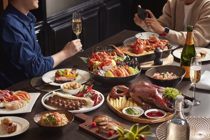 Sunday Brunch_The Line