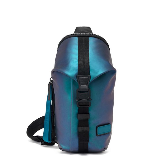 Tahoe Bozeman Sling in Iridescent Blue