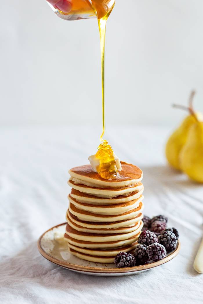 add manuka honey to food like pancakes