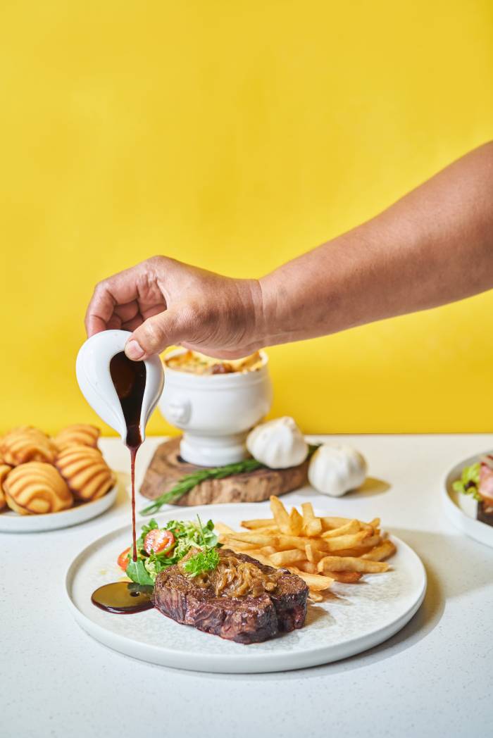 alcove wagyu onglet steak frites