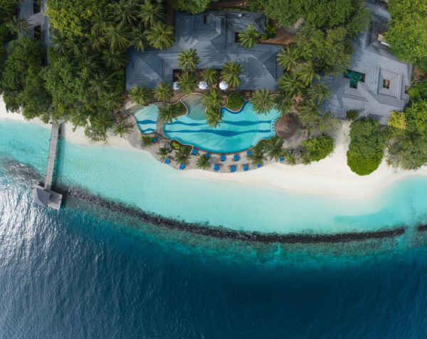 all-inclusive maldives resort - royal island