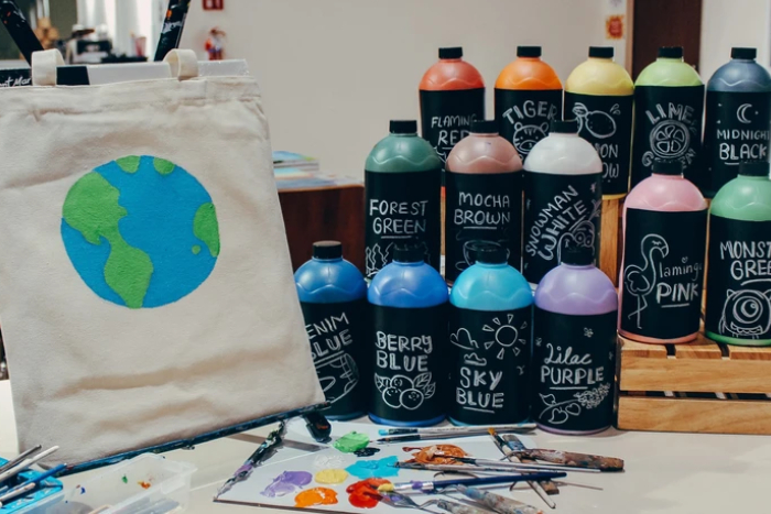 art workshops in singapore - tote bag art jamming