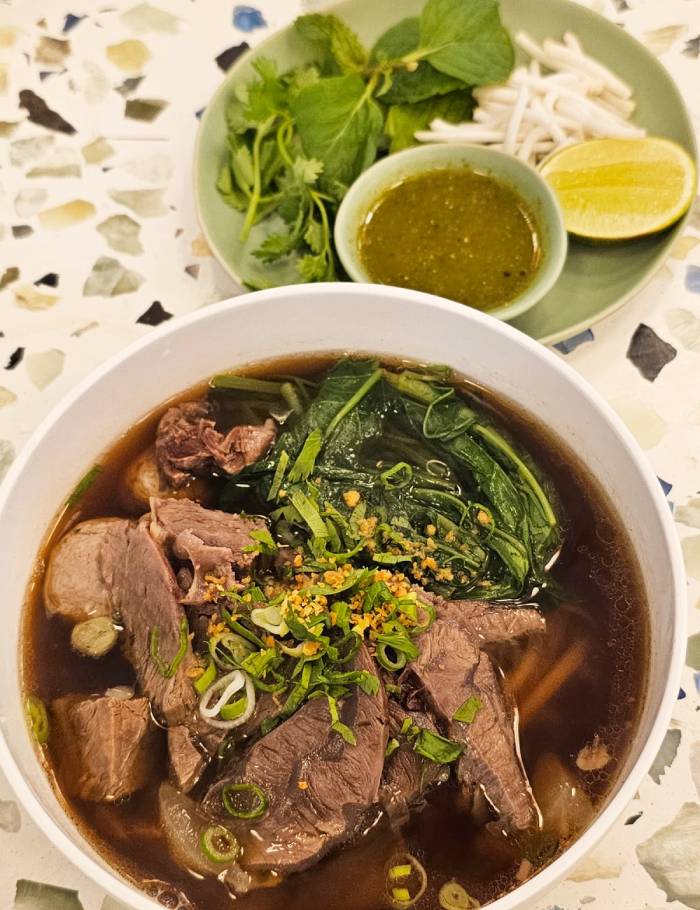 beef noodles glow