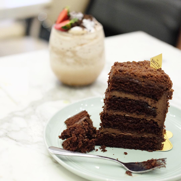 best cafes in batam - smith patisserie