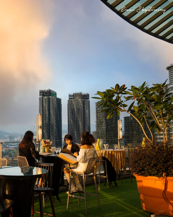 best fine dining restaurants in kl - envi skydining