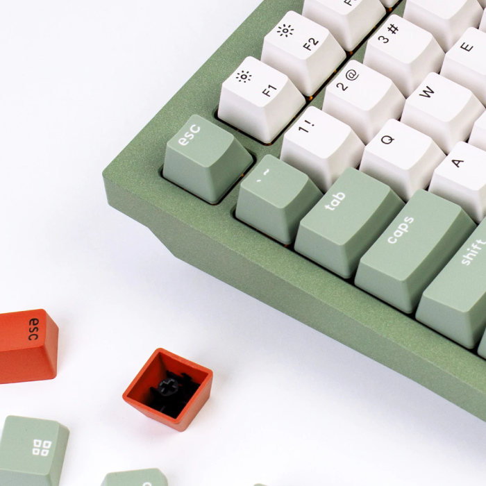 best-gaming-setup-singapore-keychron