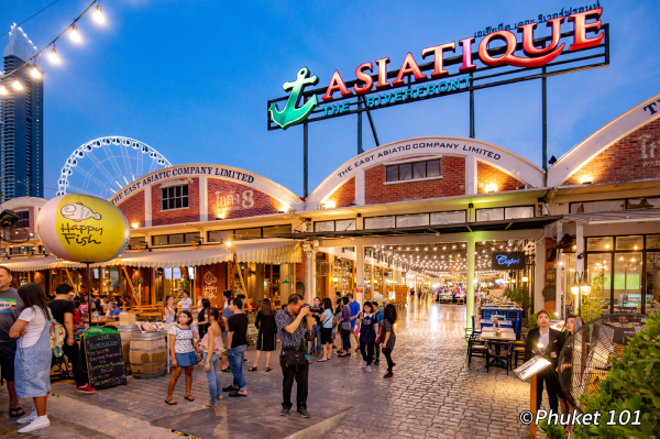 best night markets in bangkok - asiatique the riverfront