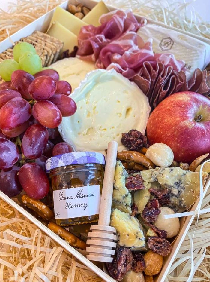 cheese-platter-grazing-box-singapore-fave-fine-food