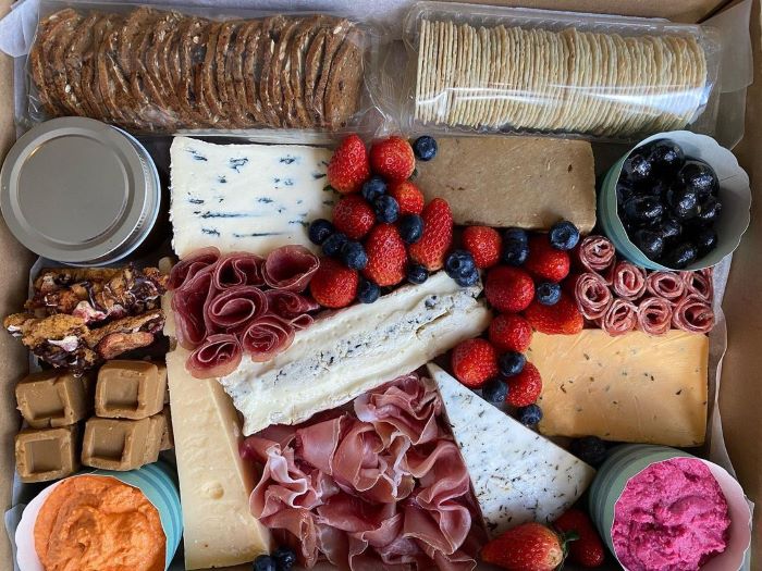 cheese-platter-grazing-box-singapore-one-fifty-peel