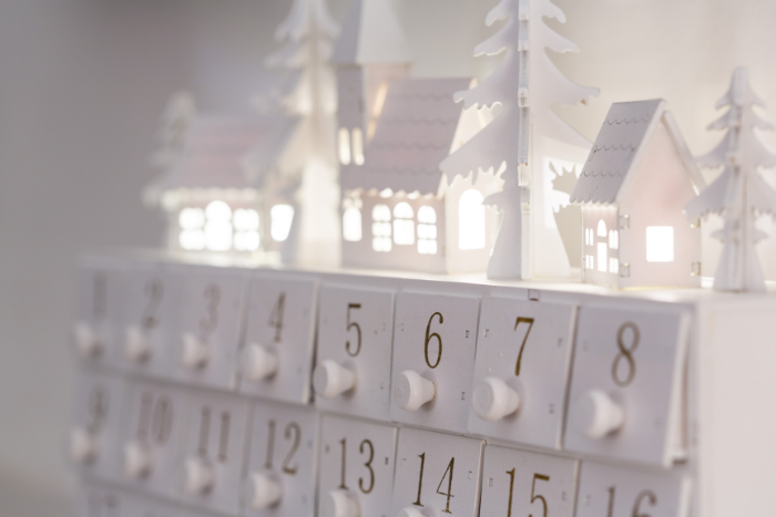 christmas-advent-calendar-gift-source-torsten-dettlaff-pexels