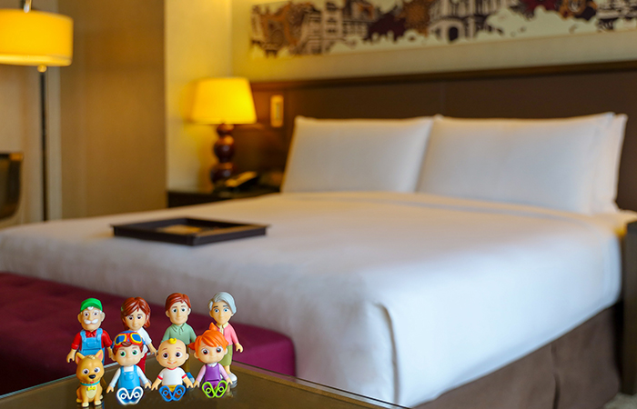 cocomelon-fairmont-staycation