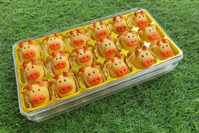 cow-shaped-pineapple-tarts-jastbake-home-baker