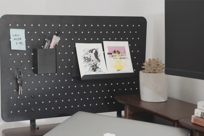 everdesk plus peg board