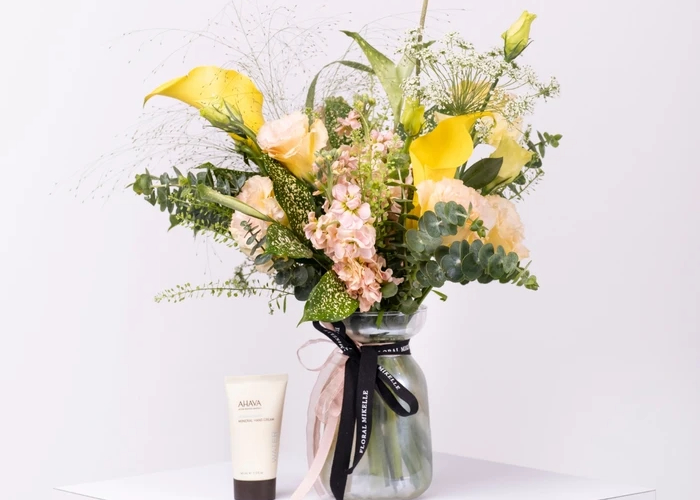 floral-mikelle-treasured