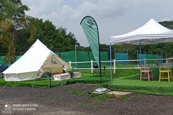 glamping-singapore-horsecity