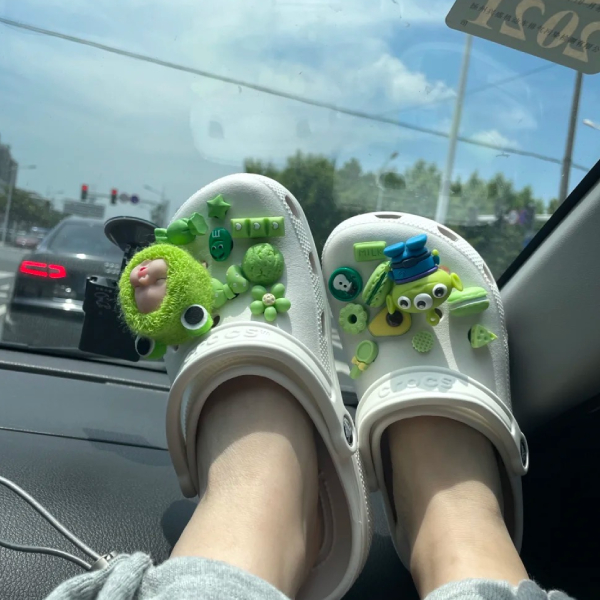 green cute crocs