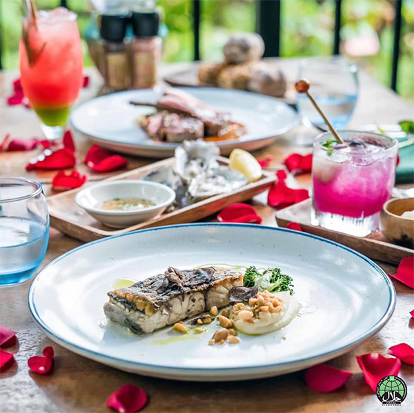 group-friendly restaurants the halia