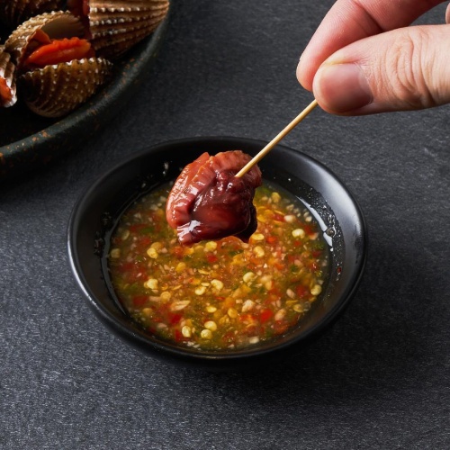 kin hoi holland close food review chilli sauce