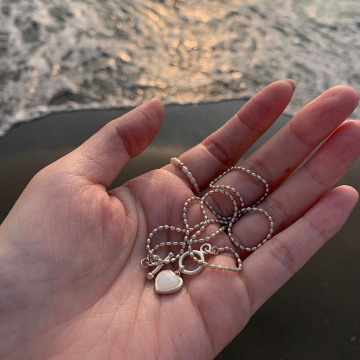 minimalist jewellery singapore - a kind ooof (1)