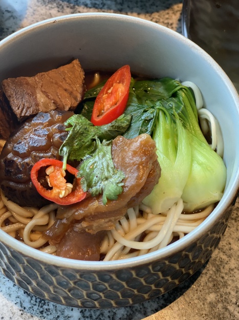 mo bar weekend brunch taiwanese beef noodles