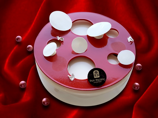 national-day-menu-promotions-Opalys-Raspberry-Entremet-1