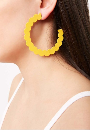 pantone-illuminating-earrings