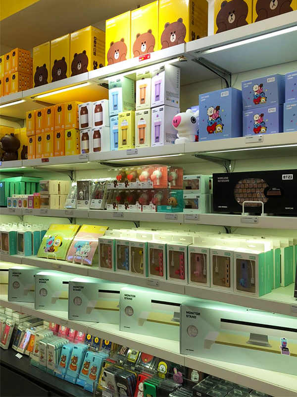 play line friends store tech