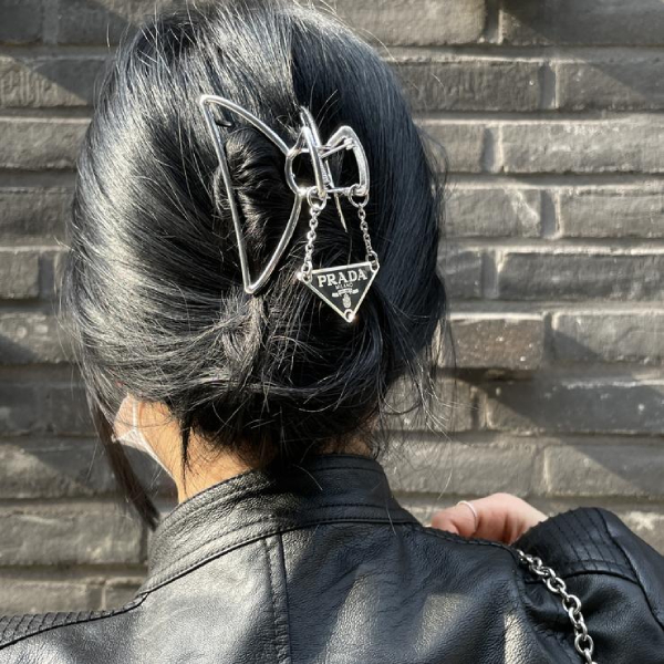 prada-hair-claw