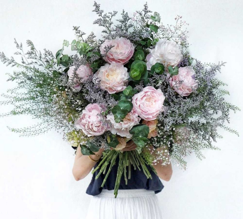 quirky-unique-gift-ideas-ask-a-french-flowers-subscription